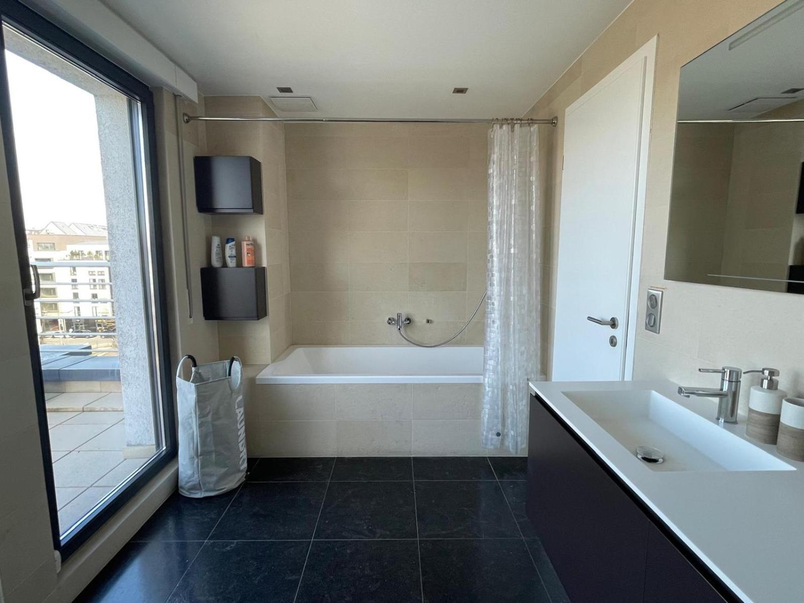 Lux Penthouse - Office, Terrace, Gym & Parking Apartamento Luxemburgo Exterior foto